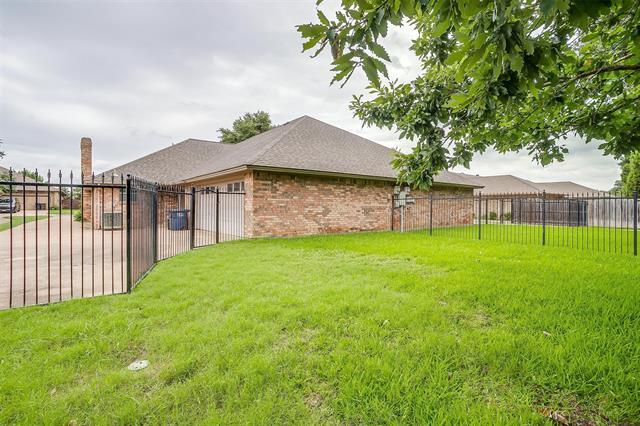 5709 Ridgerock Ct in Fort Worth, TX - Building Photo - Building Photo
