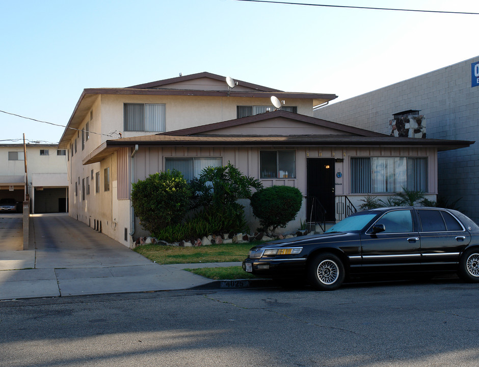 4025 W 135th St in Hawthorne, CA - Building Photo