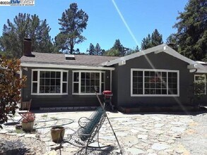 3 Southwaite Ct in Orinda, CA - Building Photo - Building Photo