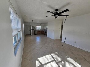175 174th Terrace E in Redington Shores, FL - Building Photo - Building Photo