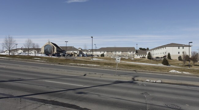 Immanuel Courtyard II in Omaha, NE - Building Photo - Building Photo