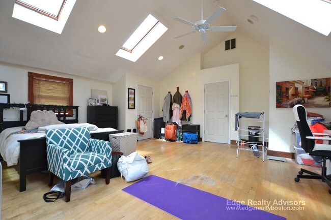 property at 5 A Mapleton St