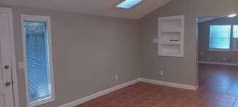 4133-4135 Hawthorne Ave in Dallas, TX - Building Photo