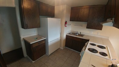 1120 Old Dutch Mill Rd-Unit -B in Colorado Springs, CO - Building Photo - Building Photo