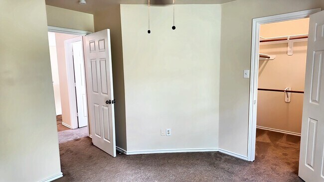 property at 39 S Camellia Grove Cir