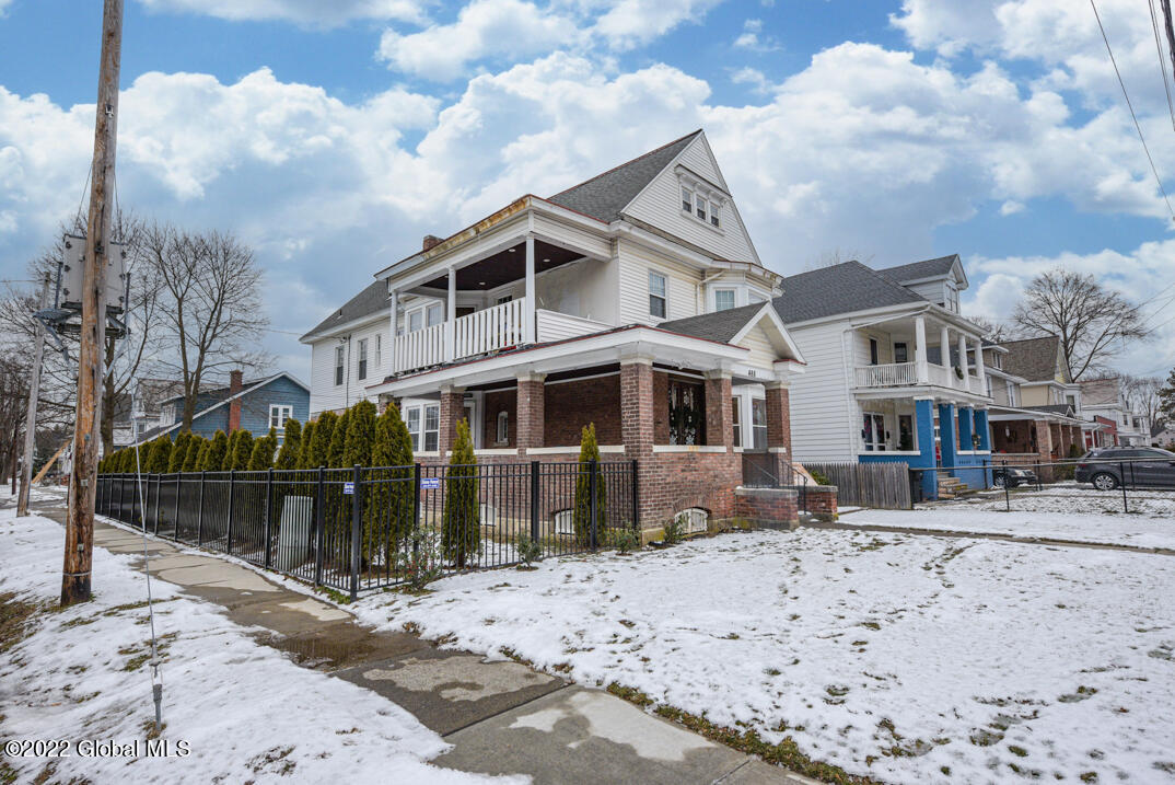 488 Pawling Ave in Troy, NY - Building Photo