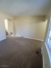 1351 Douglas Ave in Youngstown, OH - Building Photo - Building Photo