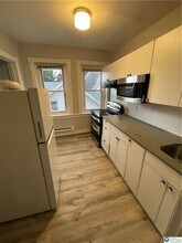 831 Seneca St in Fountain Hill, PA - Foto de edificio - Building Photo