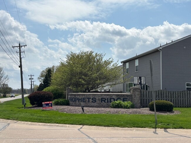 4631 Elijah St in West Lafayette, IN - Building Photo - Building Photo