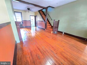 428 Ripka St in Philadelphia, PA - Foto de edificio - Building Photo