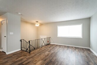 4694 Palmetto St in Columbus, OH - Foto de edificio - Building Photo