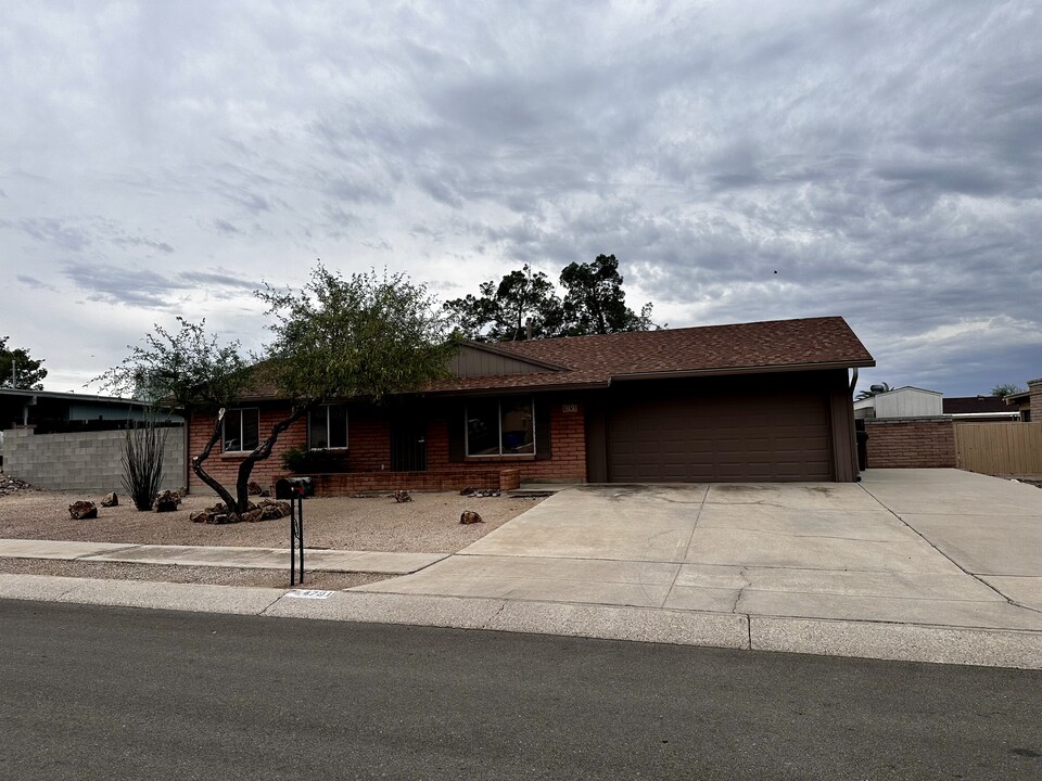 4791 W Red Wolf Dr in Tucson, AZ - Building Photo