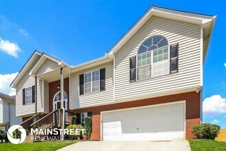 5847 Colonnade Dr in Rex, GA - Building Photo - Building Photo