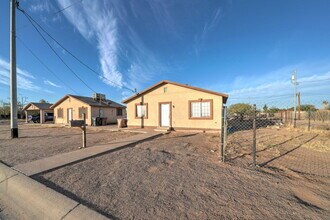 108 Adams St in Coolidge, AZ - Building Photo - Building Photo