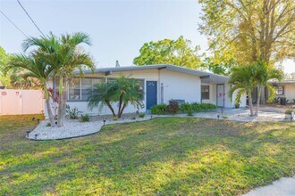 4206 W Wisconsin Ave in Tampa, FL - Building Photo - Building Photo