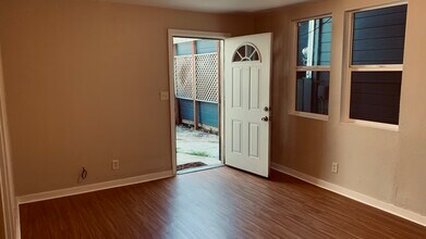 2047 20th Ave, Unit 2047 in Oakland, CA - Foto de edificio - Building Photo