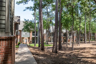 White Oak Apartments in Conroe, TX - Building Photo - Other