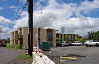 94-243 Hanawai Cir in Waipahu, HI - Foto de edificio - Building Photo