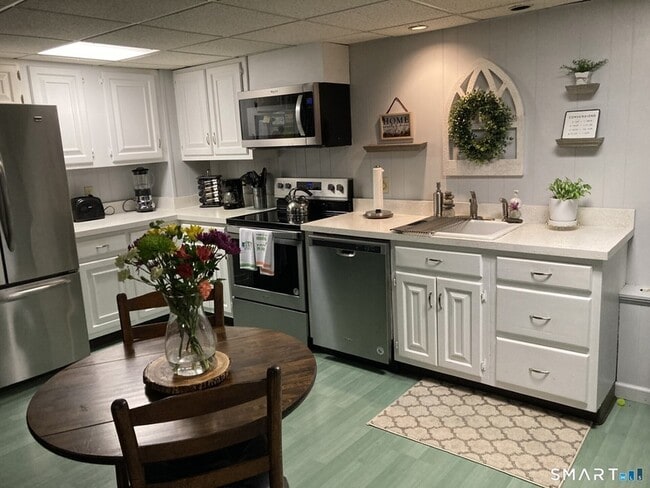 property at 65 Hard Hill Rd