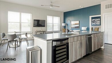 1900 Airport Commerce Dr, Unit 3202 in Austin, TX - Building Photo - Building Photo