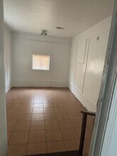 1652 Kentwood Dr in Jackson, MS - Building Photo - Building Photo