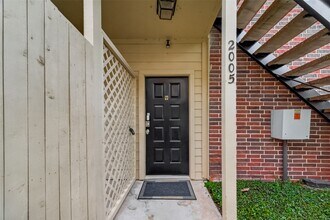2121 El Paseo St in Houston, TX - Building Photo - Building Photo