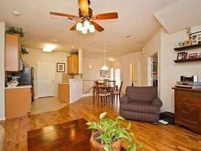 16100 Great Oaks Dr in Round Rock, TX - Building Photo - Building Photo
