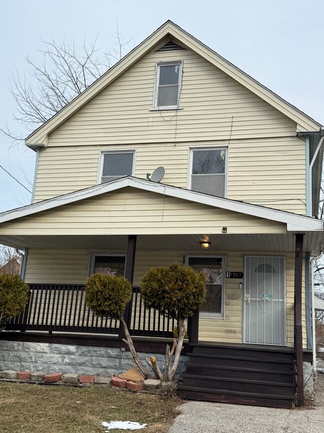 property at 11913 Dove Ave