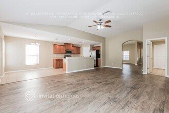 12069 Warwick Cir in Parrish, FL - Building Photo - Building Photo