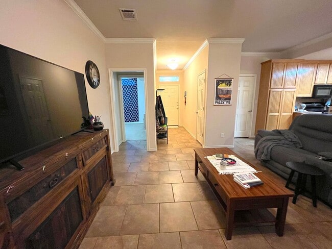 AUGUST 2026 PRE-LEASE Beautiful 4 Bedroom  in College Station, TX - Building Photo - Building Photo