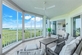4801 Island Pond Ct in Bonita Springs, FL - Building Photo - Building Photo