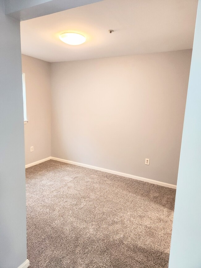 8493 Falls Run Rd, Unit B in Ellicott City, MD - Building Photo - Building Photo