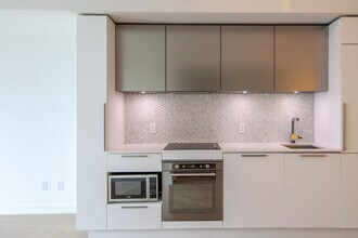 85-1685 Wood St in Toronto, ON - Building Photo - Building Photo