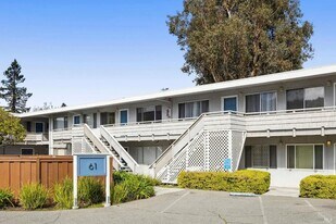 61 Pixley Ave in Corte Madera, CA - Building Photo