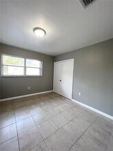 7632 NE 3rd Pl in Miami, FL - Building Photo - Building Photo