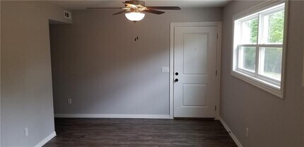 662 Taylor St in Fayetteville, AR - Building Photo - Building Photo