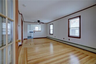 22 Burdick Ave in Newport, RI - Building Photo - Building Photo