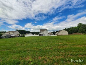 116 Summerfield Ct in Advance, NC - Building Photo - Building Photo