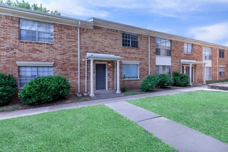 The Parks at Granite Apartments in Amarillo, TX - Building Photo - Building Photo