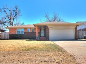 2644 Lakeside Dr in The Village, OK - Building Photo
