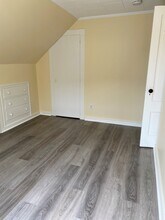 36 Stone St, Unit 3 in Beverly, MA - Foto de edificio - Building Photo