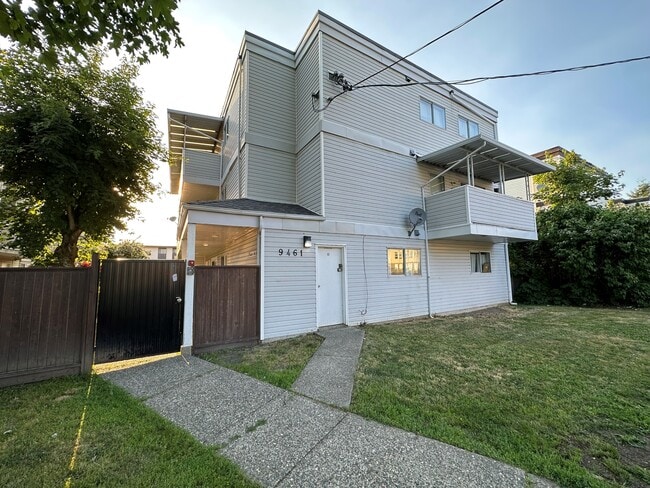 property at 9461-9461 College St