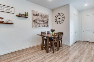 4539 English Maple Dr in Arlington, TX - Building Photo - Building Photo