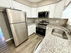 1044 S Paris Ct-Unit -1044 S. Paris Ct. in Aurora, CO - Building Photo - Building Photo