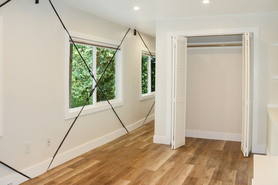 66 Chester Ave in Fairfax, CA - Building Photo