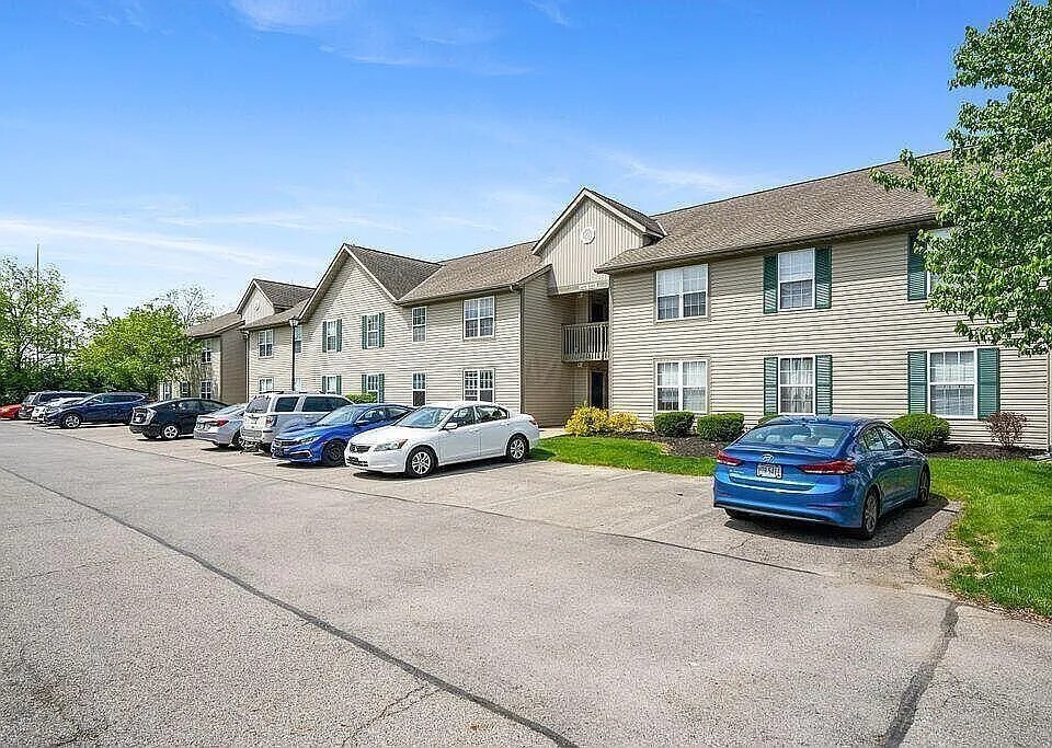 4581 Emerald Lakes Blvd, Unit 4581 Emerald Lakes Blvd in Powell, OH - Foto de edificio