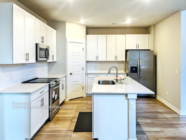 property at 806 Els Ct