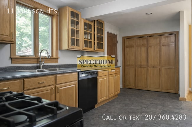 11 Johnson Heights in Waterville, ME - Building Photo - Building Photo