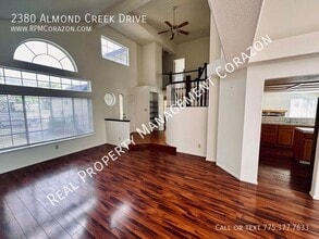 2380 Almond Creek Dr in Reno, NV - Building Photo - Building Photo