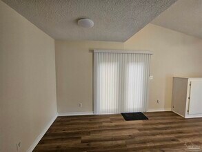 3386 Pine Forest Rd in Ensley, FL - Building Photo - Building Photo